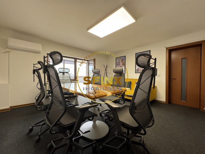 Piata Alba Iulia Apartament cu 4 camere in Piata Alba Iulia vedere panoramica